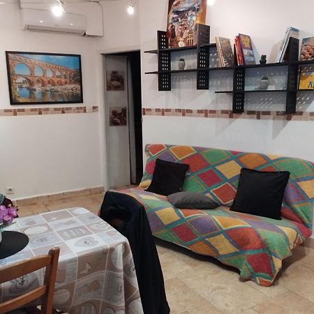 Tres Bel Appartement Cosy Et Chaleureux A นีมส์ ภายนอก รูปภาพ