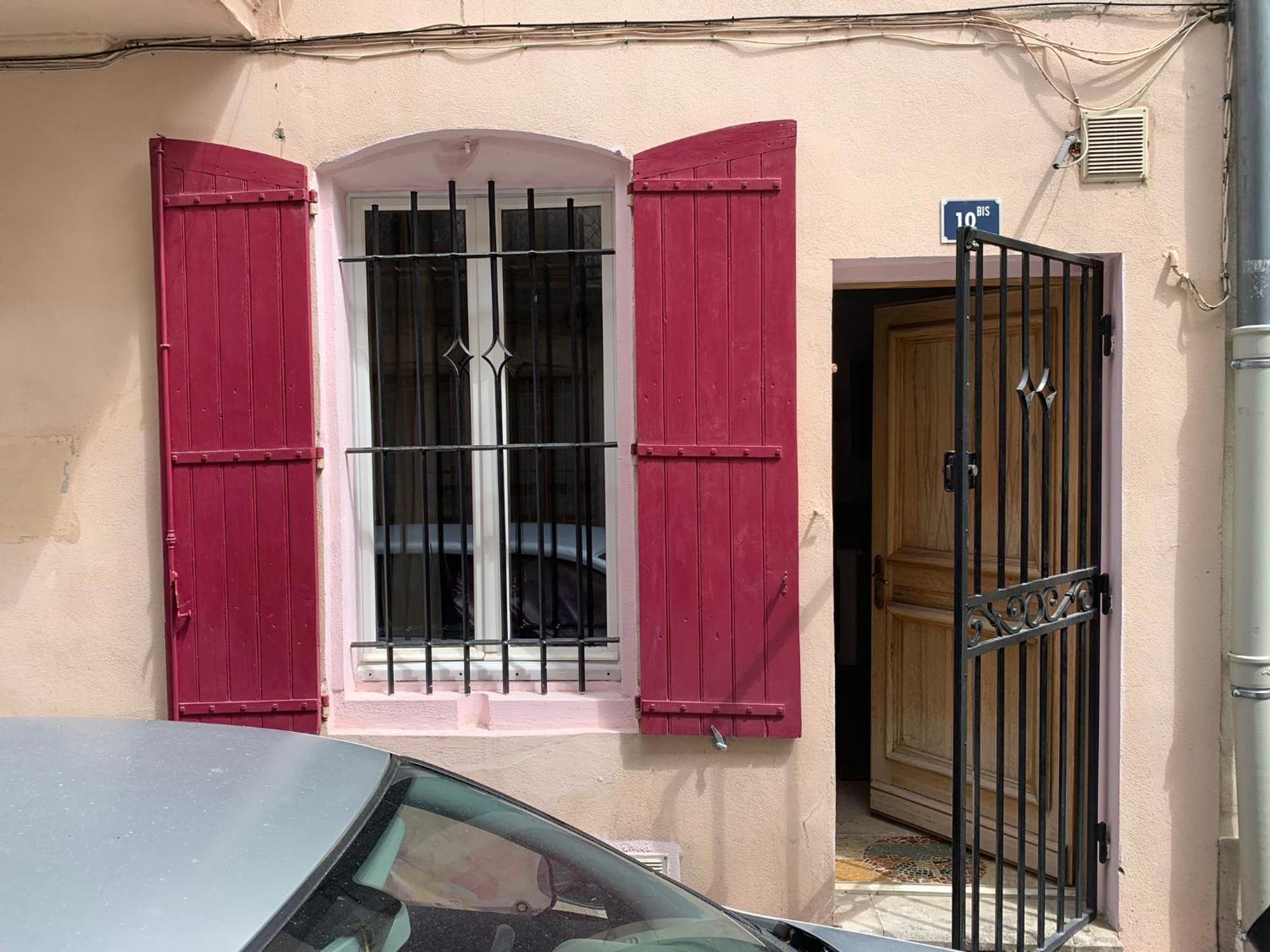 Tres Bel Appartement Cosy Et Chaleureux A นีมส์ ภายนอก รูปภาพ